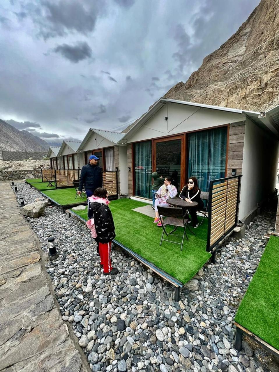Horizon Resort Attabad Lake Hunza Karimabad  Exterior foto