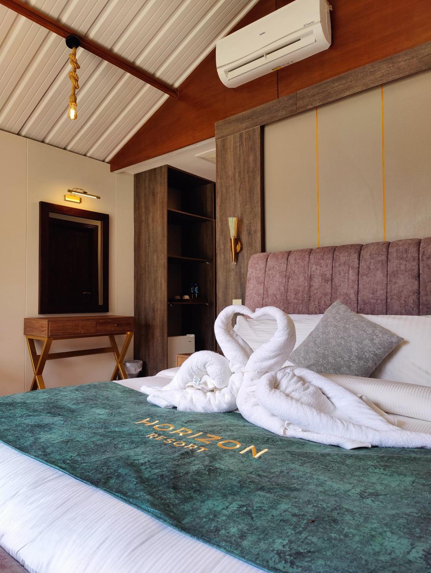 Horizon Resort Attabad Lake Hunza Karimabad  Exterior foto
